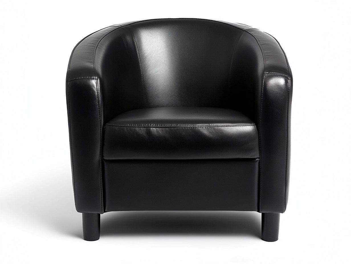 Butaca moderna de piel sint¨¦tica negra con patas de madera